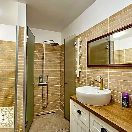 Classic I - 2 Bedroom 2* 布加勒斯特